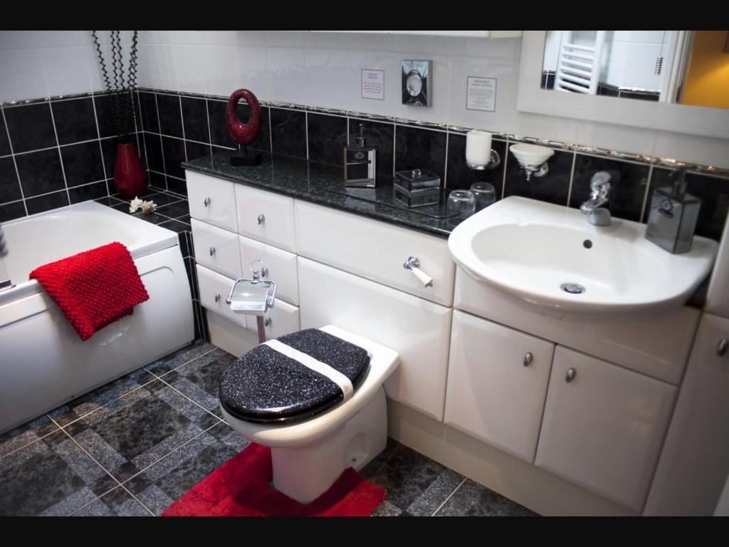 Y Garth Luxury Bed And Breakfast Dinas  Room photo
